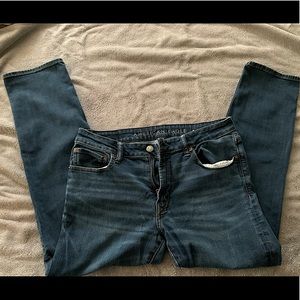American Eagle Slim Straight Jeans